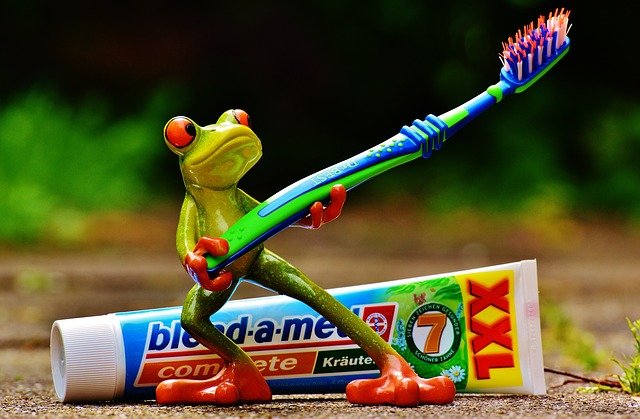 toothpaste packaging